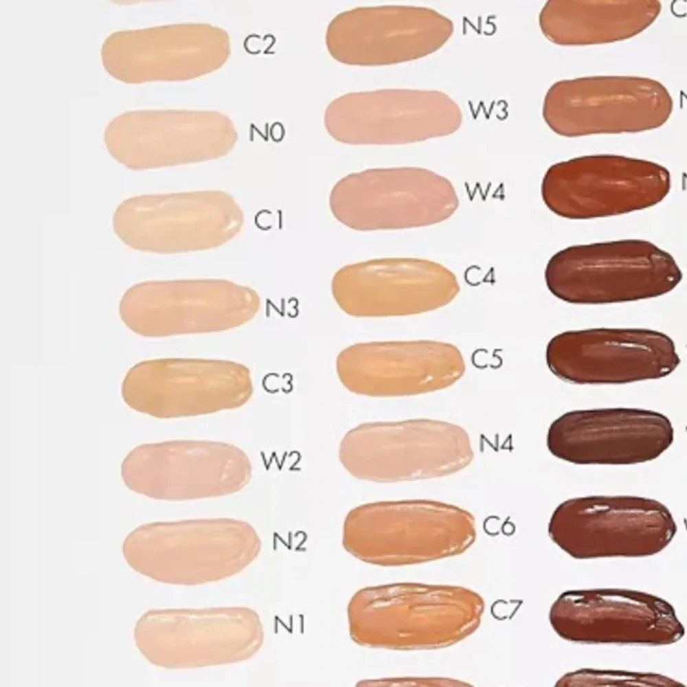Mac Cosmetics Studio Face & Body Radiance Foundation N3 BNIB